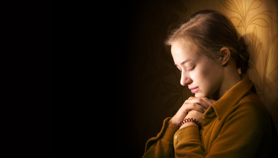 Oración de la Noche – Entrega tus Preocupaciones a Dios