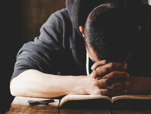 ¡Esta guerra no es tuya, es de Dios!