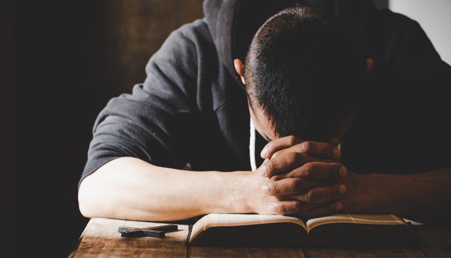 ¡Esta guerra no es tuya, es de Dios!